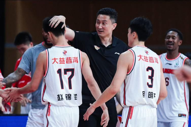 “姬发从无称王之心，他对天下共主没有任何执念，只是希望保护好自己的家族和百姓，希望天下太平。